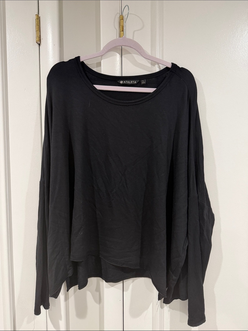 Athleta Black Relaxed Long-Sleeve Scoop Neck Pullover